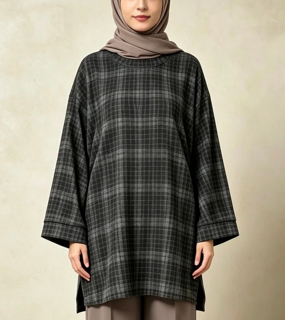 Karierter Long-Top
