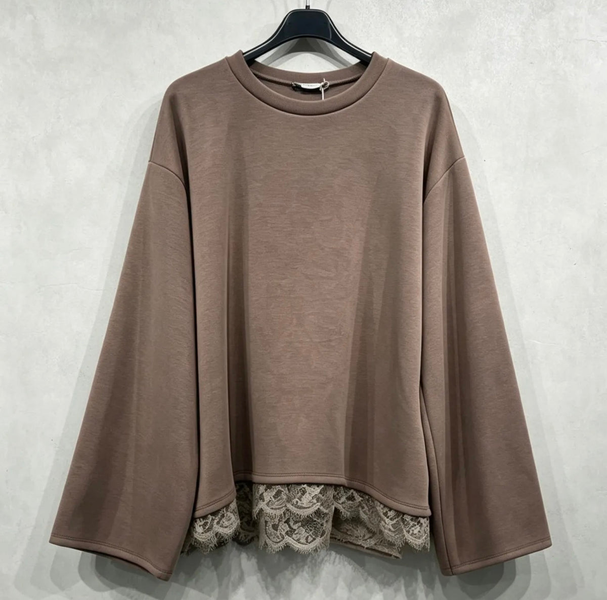 Longshirt mit Spitzenabschluss - 1519