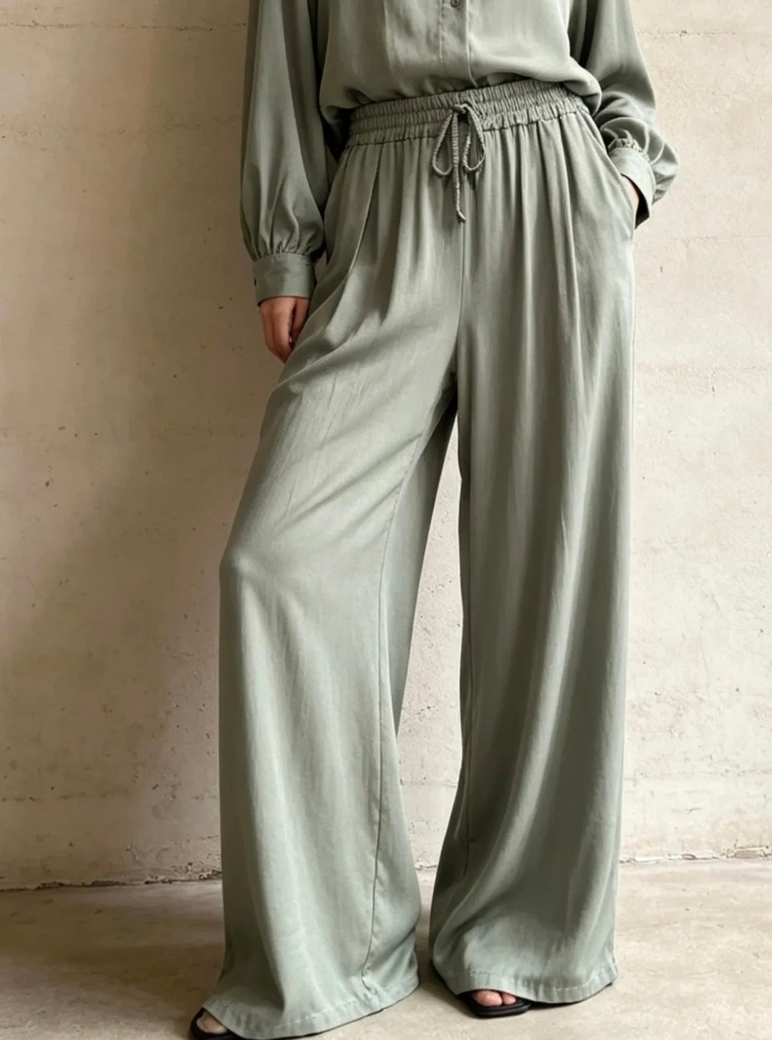 Wide Leg Tencel Hose – 100 % Lyocell 🌿