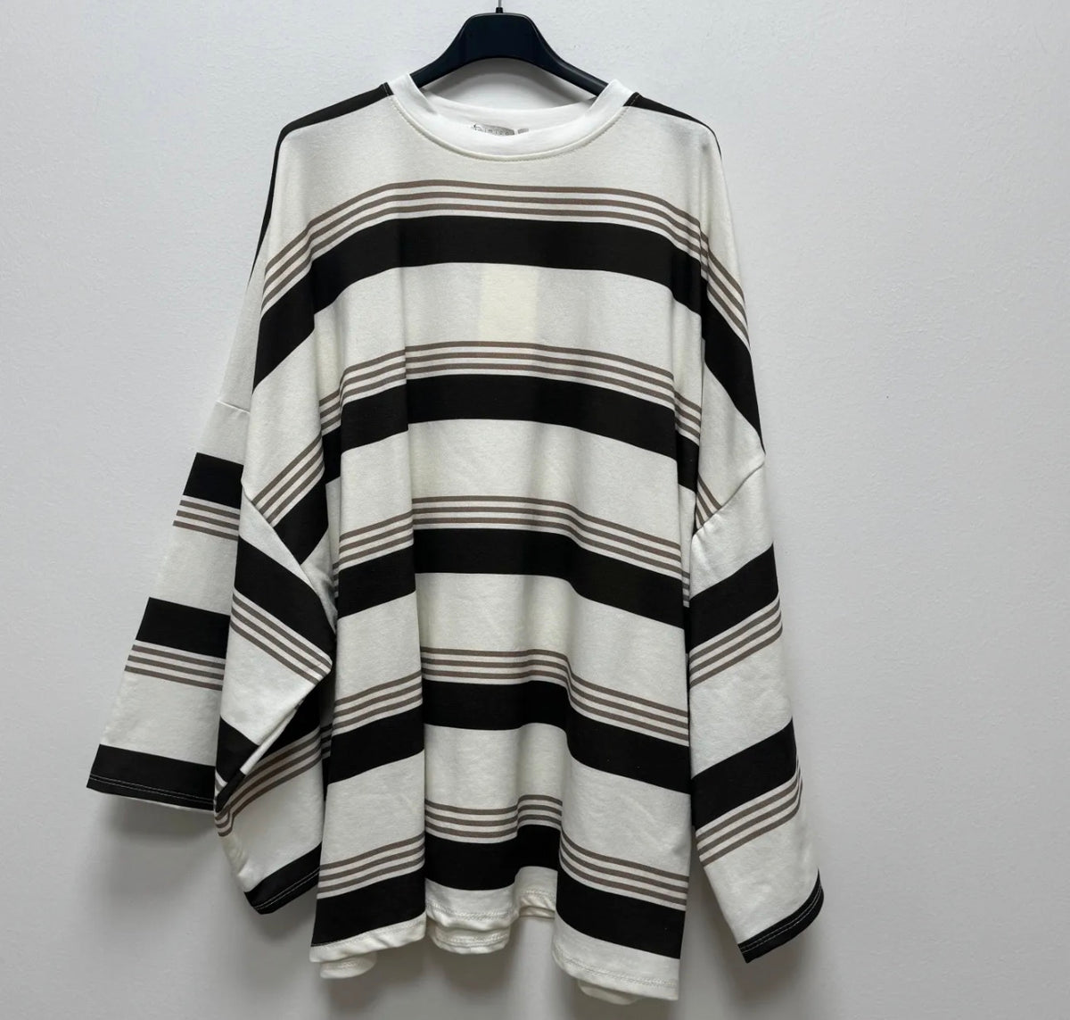 Gestreiftes Oversize Oberteil - 5077
